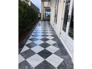 OUTDOOR-MARBLE-CHECKBOARD